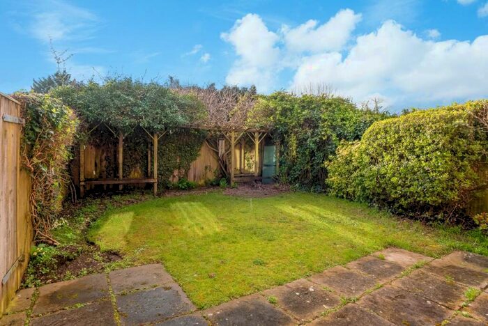 2 Bedroom Barn Conversion For Sale In Church Road, Norton Lindsey, CV35