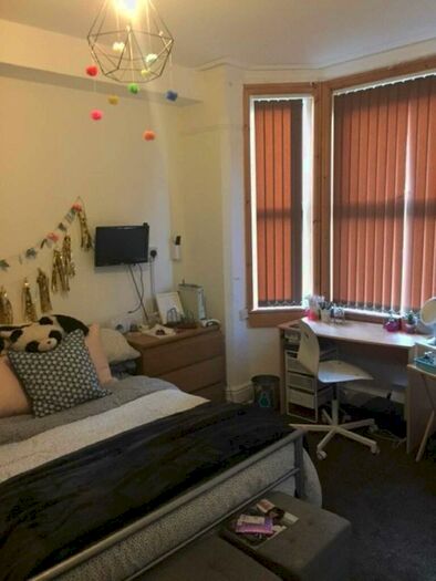 6 Bedroom House To Rent In Church Grove, Lenton, Nottingham, Nottinghamshire, NG7