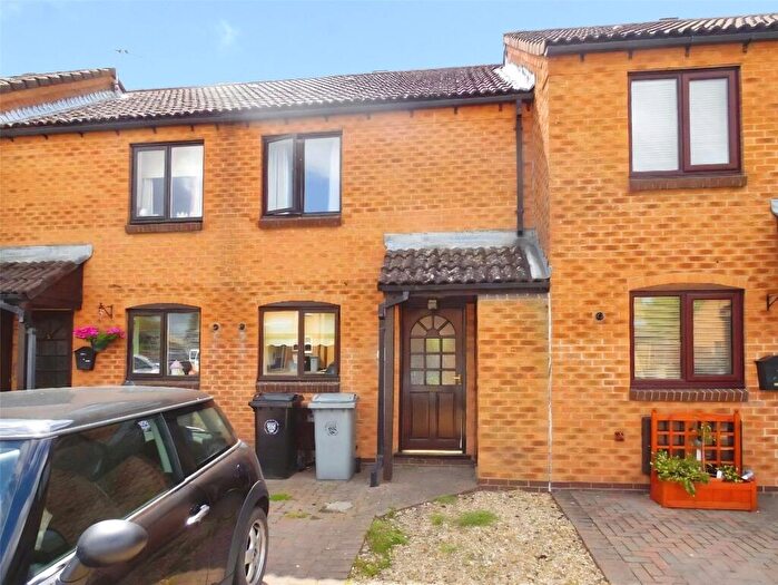 2 Bedroom House To Rent In Shackleton Close, Market Deeping, Peterborough, PE6