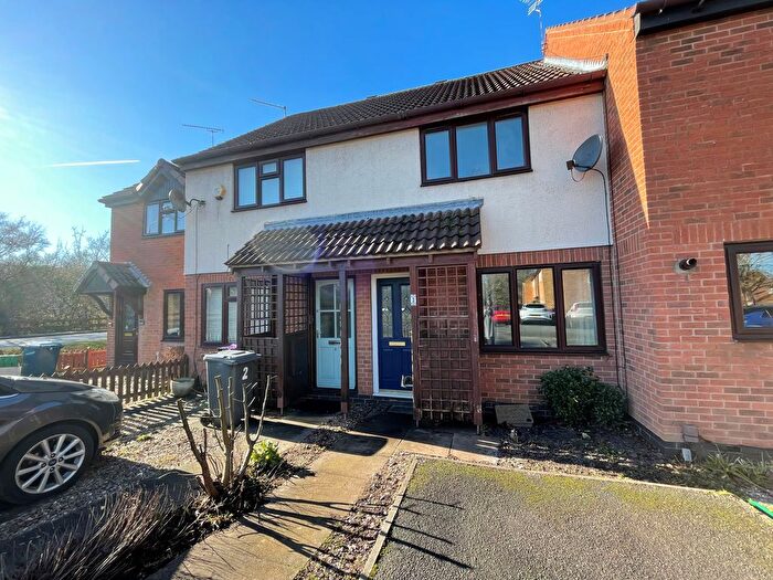 2 Bedroom Property To Rent In Herons Court, Nottingham, NG2