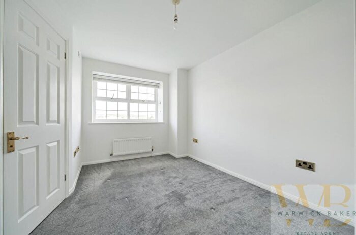 2 Bedroom Apartment To Rent In Anchor Close, Shoreham By Sea, BN43