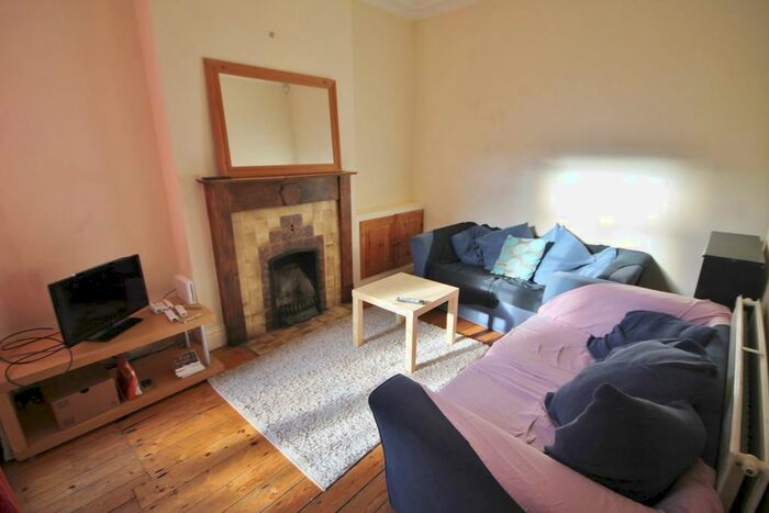 4 Bedroom Terraced House To Rent In Briton Street, West End, Leicester, LE3