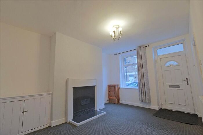 1 Bedroom Terraced House To Rent In Alice Street, Barnoldswick, Lancashire, BB18