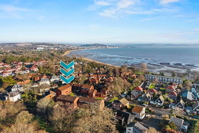 3 Bedroom Maisonette For Sale In Llwynderw Drive, West Cross, Swansea, SA3