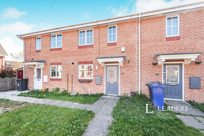 3 Bedroom Terraced House To Rent In Pitt Street, Wombwell, S73