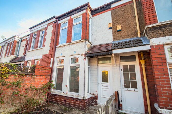 2 Bedroom End Of Terrace House To Rent In Cornwall Gardens, Hull, HU5