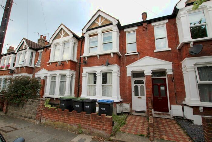1 Bedroom Maisonette To Rent In Falmer Road, Enfield, EN1