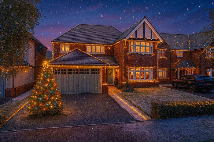 4 Bedroom Detached House For Sale In Birket Drive, Widnes, WA8