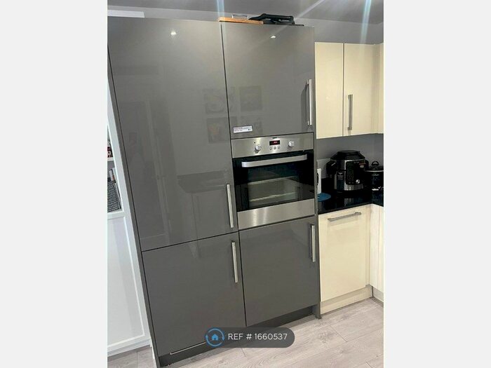 1 Bedroom Flat To Rent In Mandela House, Dartford, DA1