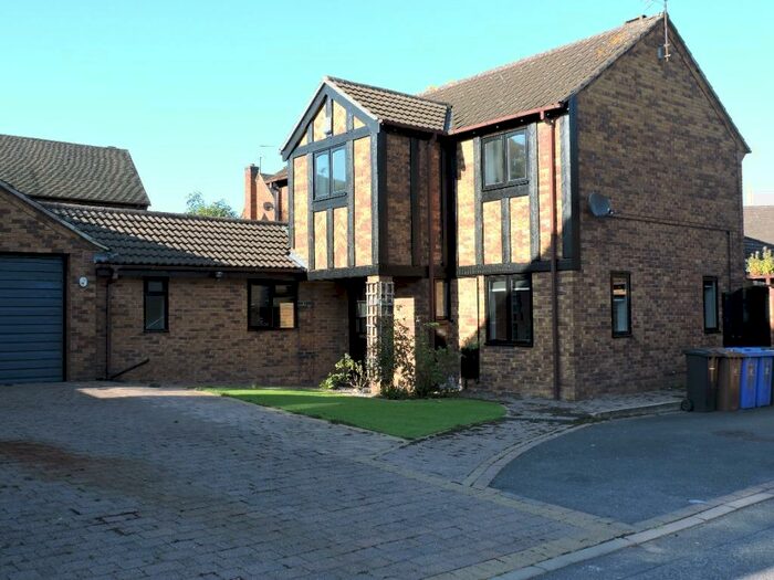 4 Bedroom Detached House To Rent In South Brae Close, Littleover, Derby, DE23