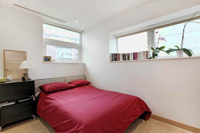 2 Bedroom Apartment To Rent In Oswald Building, Queenstown Road, London, SW11