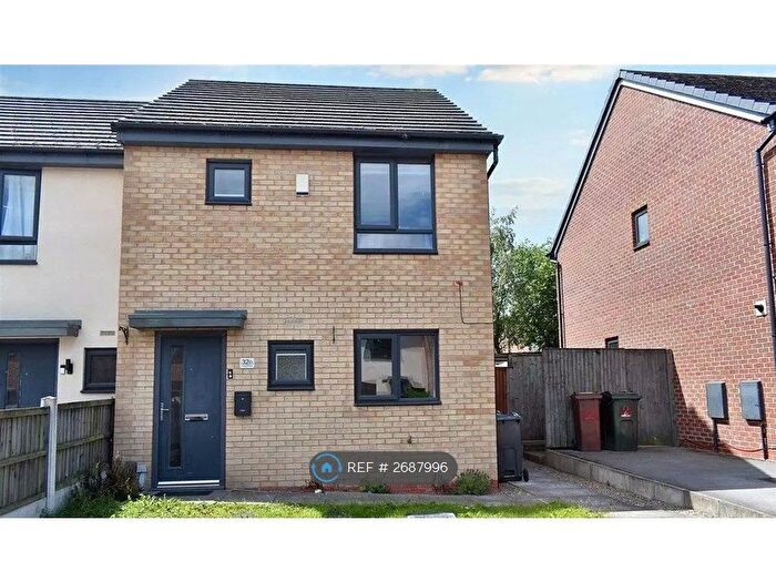 3 Bedroom Semi-Detached House To Rent In Kirkstall Ave, Barnsley, S71