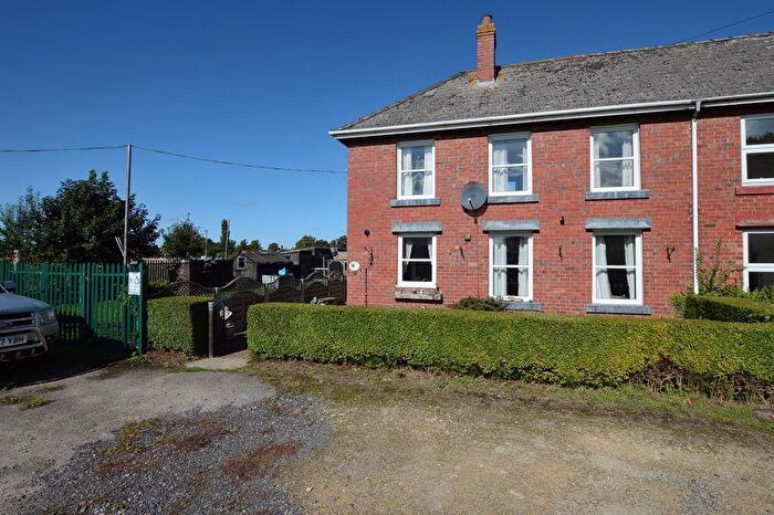 3 Bedroom Semi-Detached House For Sale In The Holdings, St. Leonards Avenue, Woodhall Spa, LN10