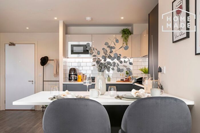 2 Bedroom Flat To Rent In Birmingham, B15