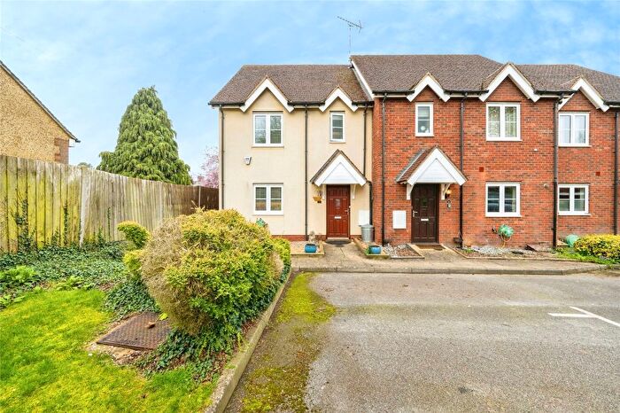 3 Bedroom End Terrace House For Sale In Woburn Road, Heath And Reach, Leighton Buzzard, Bedfordshire, LU7