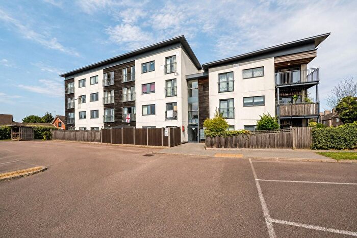 1 Bedroom Flat For Sale In Lemsford Road, Hatfield, Hertfordshire, AL10