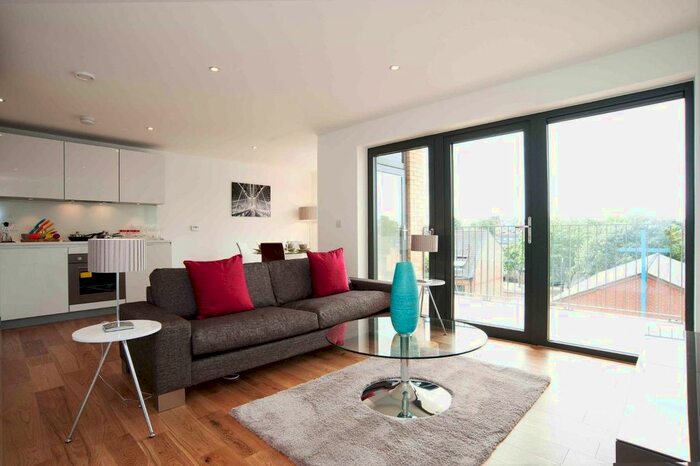 1 Bedroom Flat To Rent In Cowley Road, Oval Quarter, London, SW9