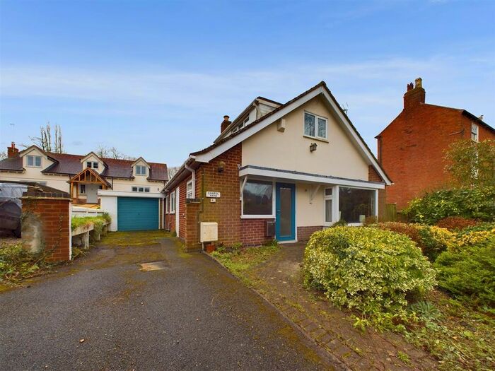 2 Bedroom Detached Bungalow For Sale In Main Street, Rempstone, LE12