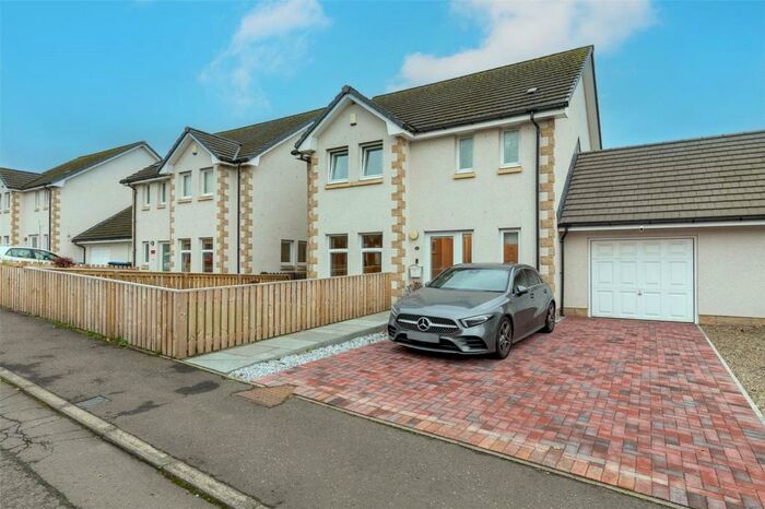 3 Bedroom Link Detached House For Sale In Mart Street, Alyth, Blairgowrie, PH11