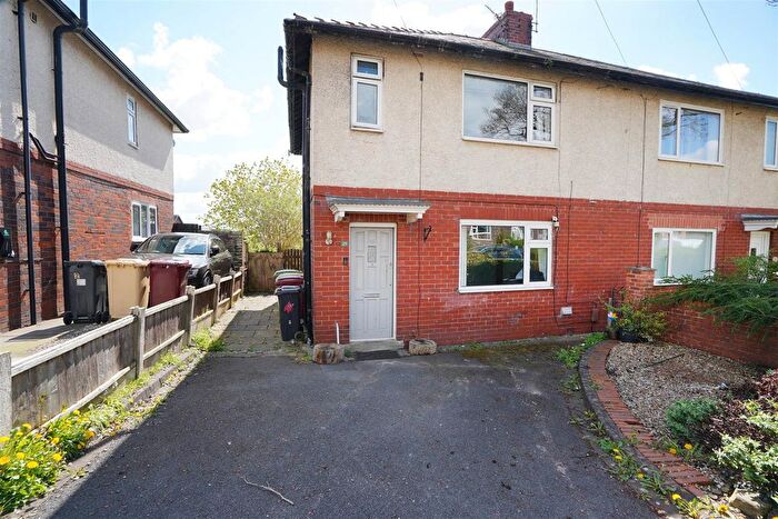 3 Bedroom Semi Detached House For Sale In Berne Avenue, Horwich, Bolton, BL6