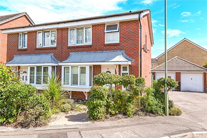 3 Bedroom Semi-detached House For Sale In Doe Copse Way, New Milton, Hampshire, BH25