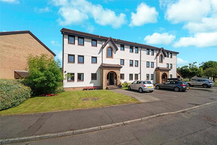 2 Bedroom Flat For Sale In Battery Park Drive, Greenock, Inverclyde, PA16