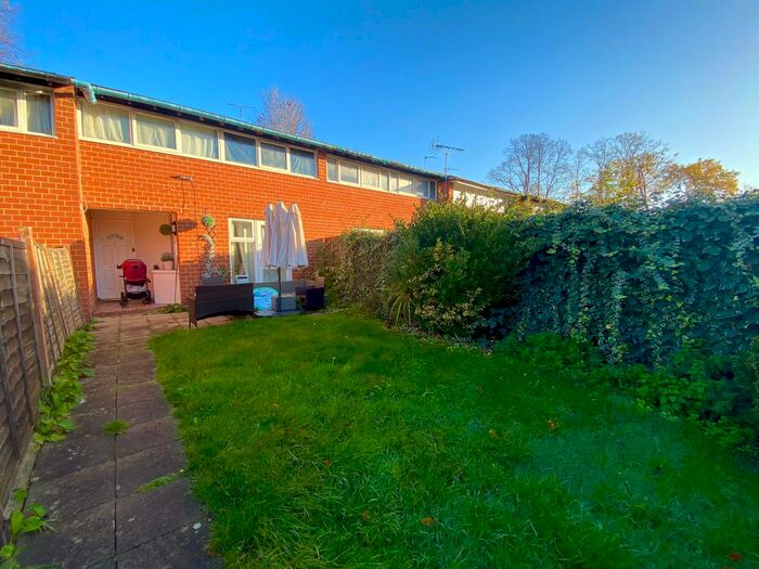 2 Bedroom Terraced House To Rent In Hawes Close, Northwodd, HA6