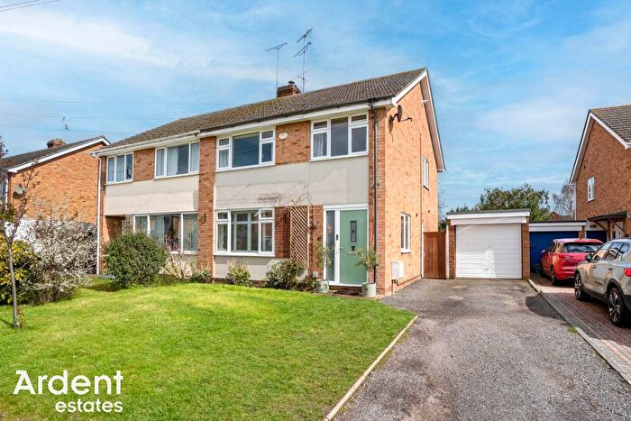 3 Bedroom Semi Detached House For Sale In Beeches Road, Heybridge, CM9