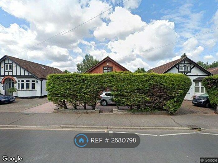 3 Bedroom Bungalow To Rent In Ardleigh Green Road, Hornchurch, RM11