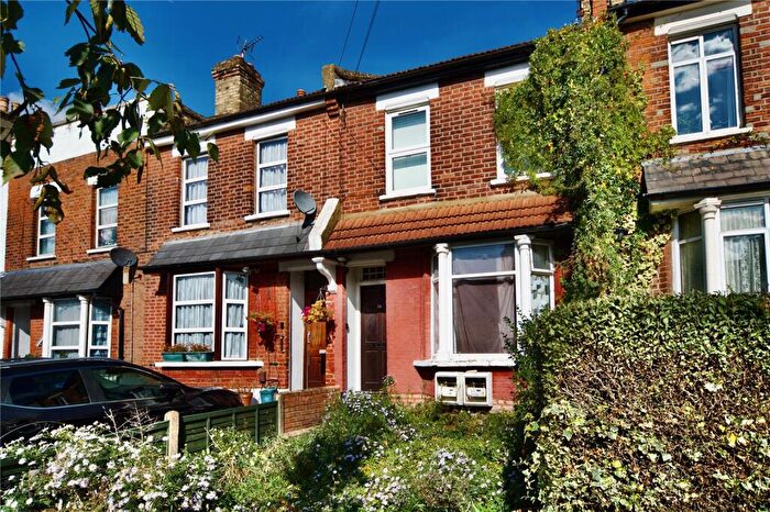 1 Bedroom Apartment For Sale In Rucklidge Avenue, Harlesdon, Wembley, London, NW10