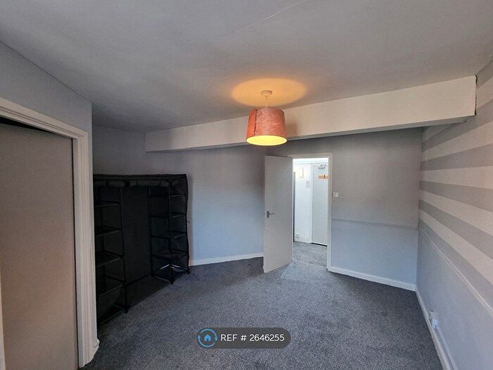 1 Bedroom Flat To Rent In Shirebrook Road, Sheffield, S8