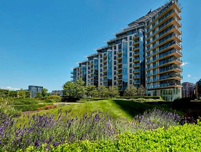 1 Bedroom Flat For Sale In Juniper Drive, Discovery House Juniper Drive, SW18