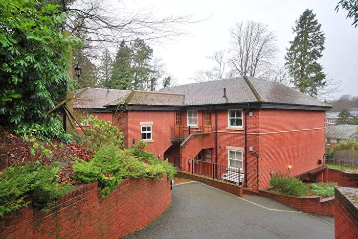 2 Bedroom Property To Rent In Frant Road, Tunbridge Wells, TN2