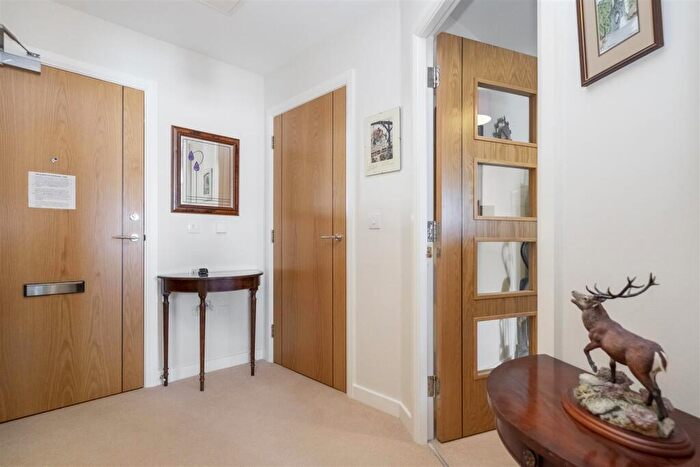 1 Bedroom Retirement Property For Sale In Scholars Gate, Abbey Park Avenue, St. Andrews, KY16