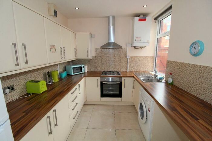 4 Bedroom Terraced House To Rent In Norris Street, Fulwood, Preston, Lancashire, PR2