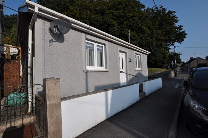 2 Bedroom Detached Bungalow For Sale In Bridge Street, St. Clears, Carmarthen, SA33