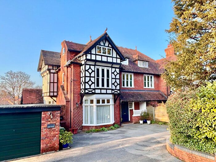 6 Bedroom Semi Detached House For Sale In Park Road, Winchester, SO22