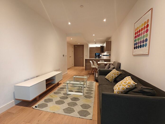 2 Bedroom Flat To Rent In Royal Arsenal Riverside, London, SE18