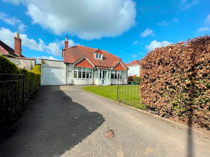 4 Bedroom Detached House To Rent In Kidnappers Lane, Cheltenham, GL53