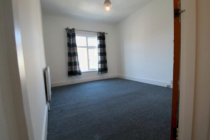 1 Bedroom Flat To Rent In York Rise, London, St, Tufnell Park, NW5