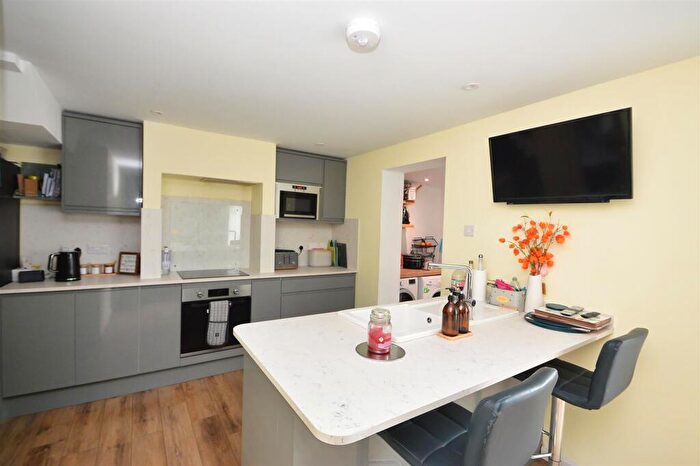 3 Bedroom Semi-Detached House For Sale In Elmfield, Ryde, PO33