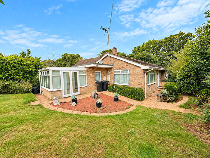 3 Bedroom Detached Bungalow To Rent In Nash Close, Dibden Purlieu, Southampton, SO45