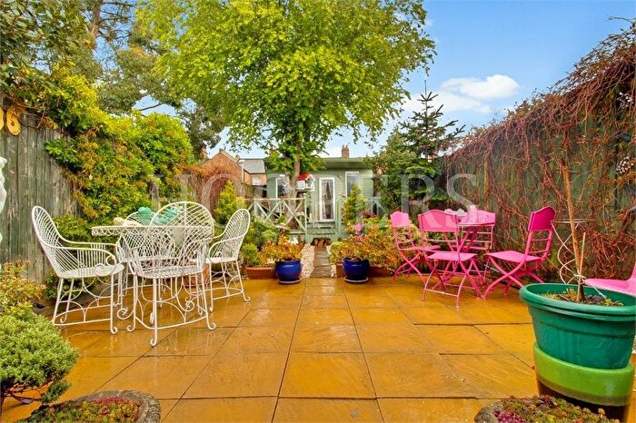 3 Bedroom Terraced House For Sale In Verney Street, London, NW10