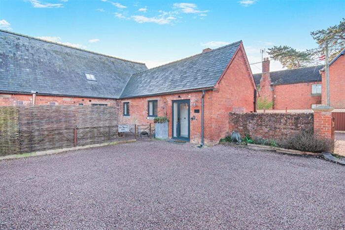 5 Bedroom Barn Conversion To Rent In Milk Maids Barn, Huntley, GL19