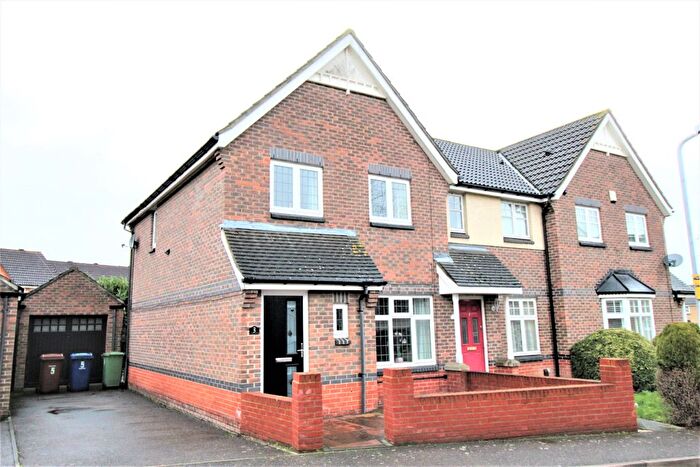 3 Bedroom Semi Detached House To Rent In Frances Avenue, Chafford Hundred, Grays, RM16