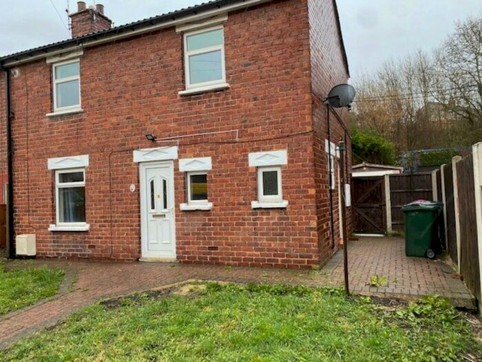 2 Bedroom Semi-Detached House To Rent In Millindale, Maltby, S66