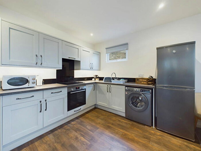 2 Bedroom Chalet For Sale In Trenython Manor, Tywardreath, PL24