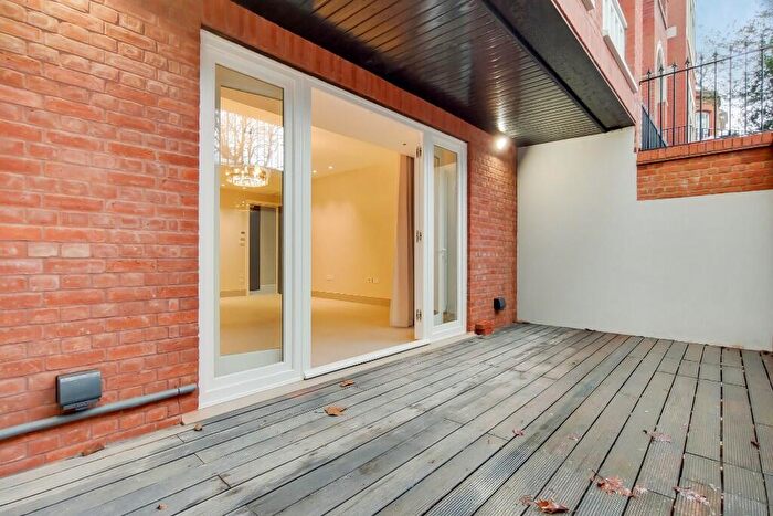 1 Bedroom Flat To Rent In Fitzjohns Avenue, London, NW3