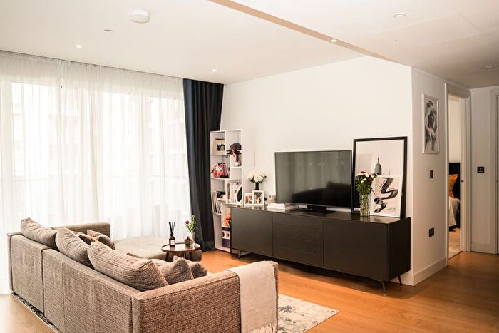 1 Bedroom Flat For Sale In Fountain Park Way, London, W12