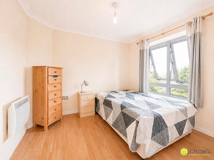 2 Bedroom Apartment To Rent In Quayside Drive, Colchester, CO2